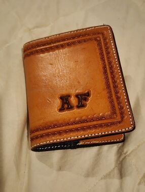 Men's Tan Hand Tooled Leather Bifold Wallet Af Stamped